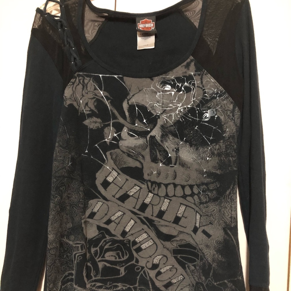 Harley Davidson Black Skull Shirt Sz. Lg.